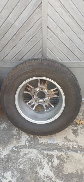 Гуми Kormoran SUV 225/75/16 + джанти за Kia Sorento