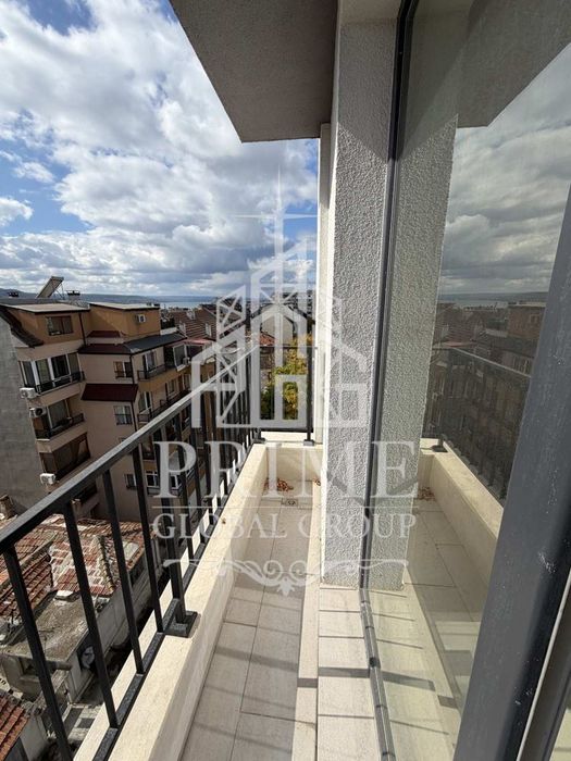 Продава се Тристаен апартамент в Варна, Колхозен пазар - 97 кв.м за 1907 €/кв.м - Снимка #9