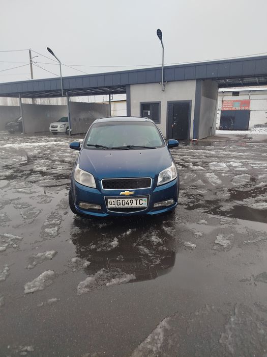 Продам свою машину нексия 3