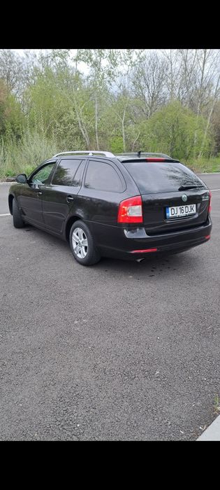 Vând Skoda Octavia 2011