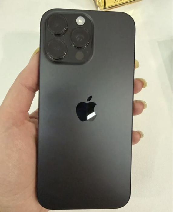 Айфон 15 pro max на 512