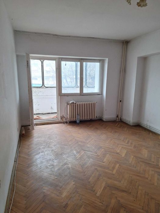 Vând apartament Iași
