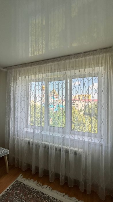 Продам квартиру 3-комнатную