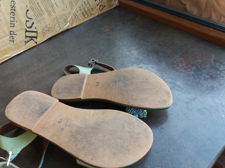 детски кожени сандали NAF NAF,летни отворени обувки за момиче ном.29