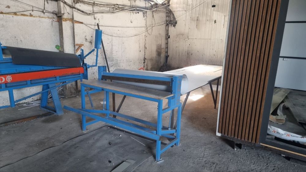 Листогибочный станок метала