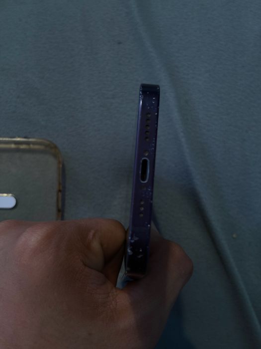 Iphone 12 simplu