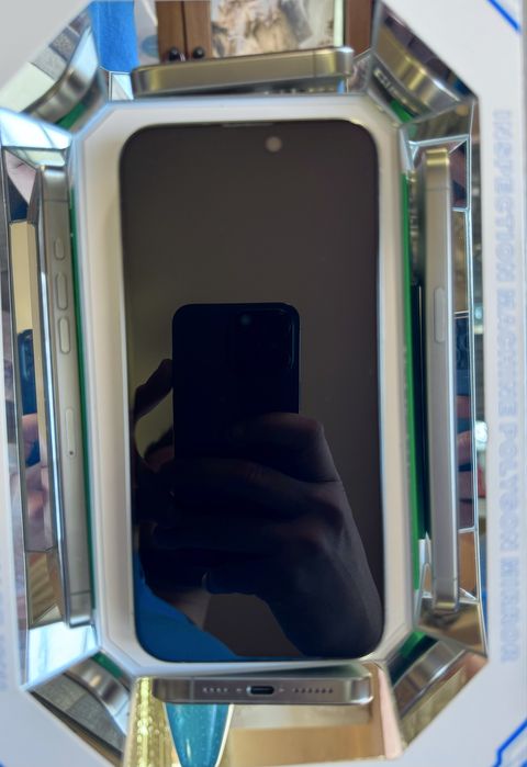 iPhone 15 Pro Max Natural Titanium Ca si Nou 10/10 - 90% baterie