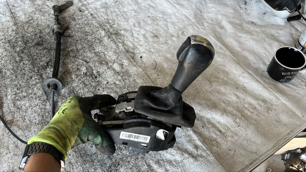 BMW 5 E60 2003- скоростен лост