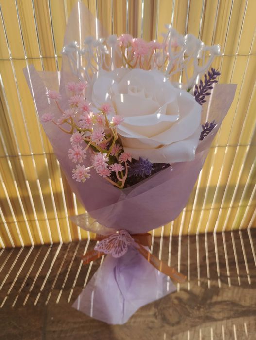 !!!ПРОМОЦИЯ!!!при покупка на чанта с цветя подарък букет!! Вечни цветя