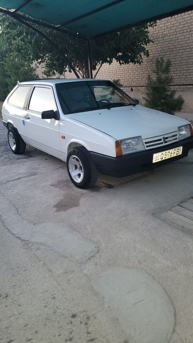 Продаю Лада 2108
