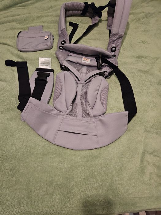 Marsupiu ergobaby ergonomic