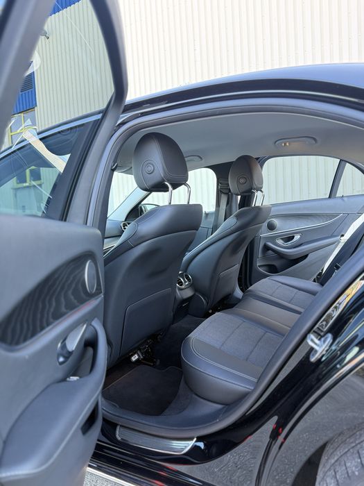 Mercedes-Benz E 300DE Exclusive