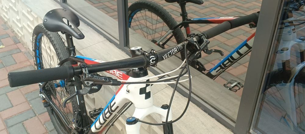 Велосипед cube elite race c68