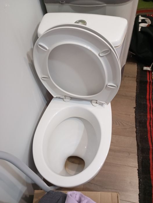 Продам унитаз б/у