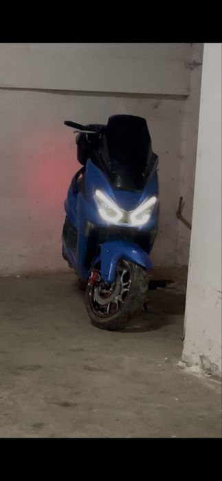 Продам мопед макси