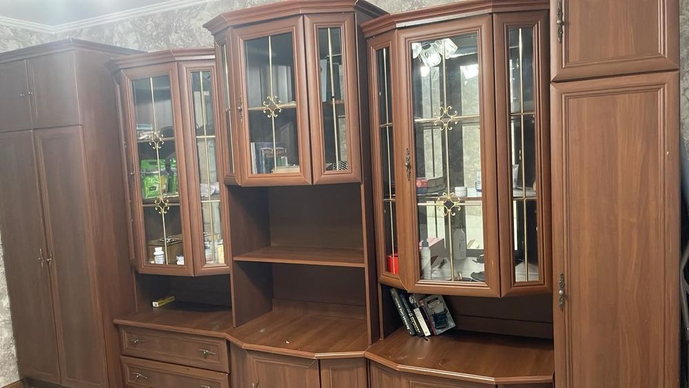 Продам стенку в гостинную