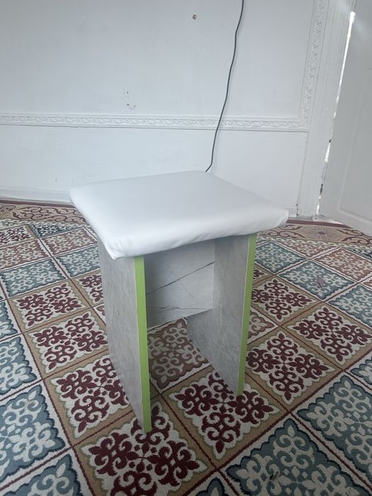 продам табуретки/стулья