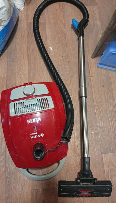 Пылесос работает труба сломана