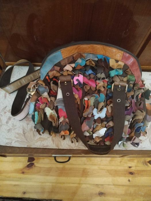 Geanta din piele naturala