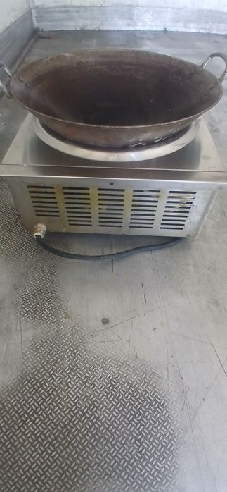 Индукционная плита