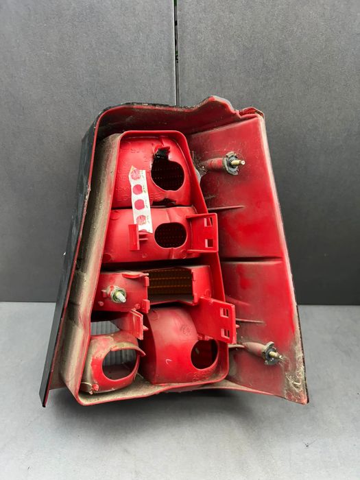 Lampa / Tripla stop stanga pe aripa 28439003 Volkswagen VW Golf 2002
