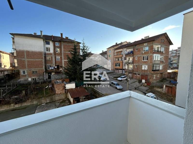 Дава се под наем Двустаен апартамент в Хасково, Македонски - 40 кв.м за 193.8 € - Снимка #2