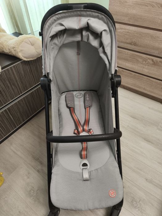 Лятна количка Cybex Beezy