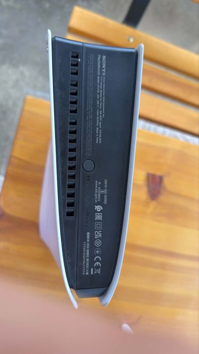 Playstation 5 - чисто нов!