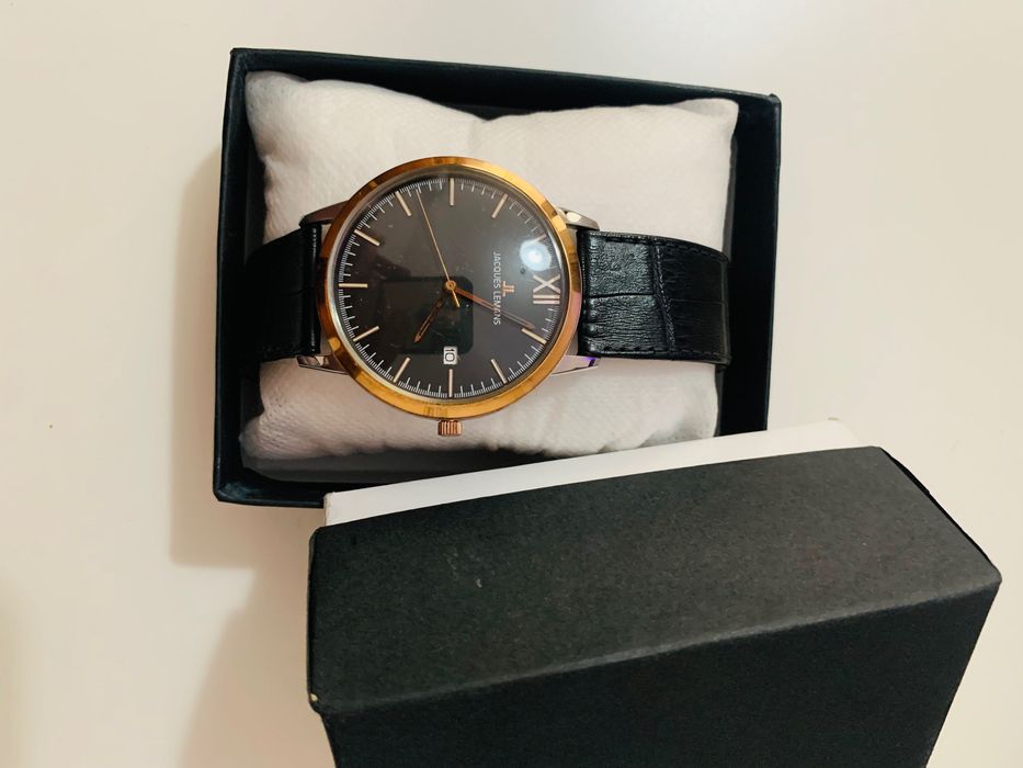 Мъжки часовник Jacques Lemans