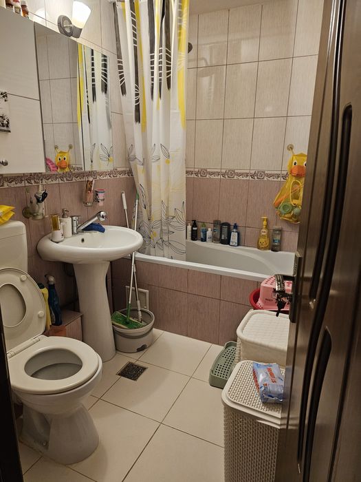 Apartament 3 camere