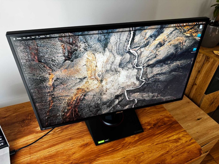 ASUS TUF VG27AQZ 27” 165Hz IPS Геймърски монитор – като нов, перфектен