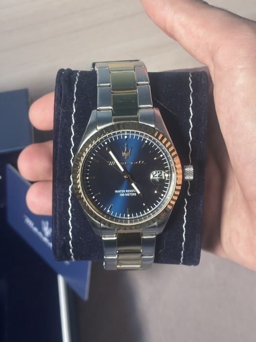 Maserati часовник