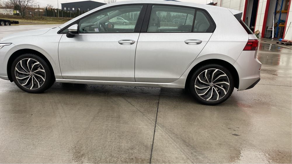 VOLKSWAGEN Golf 2020 — imagine 2