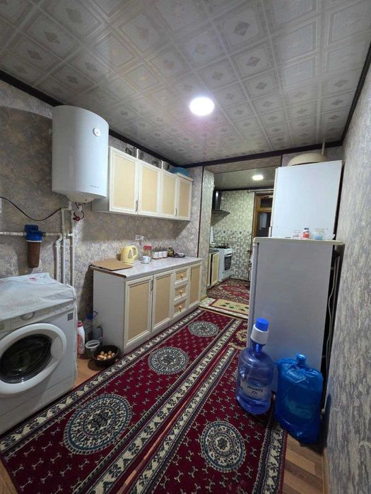Продаётся 3х комн квартира на 2 этаже Ор-р Голубой экран
