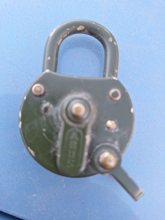 Катинар Queen заключваща система