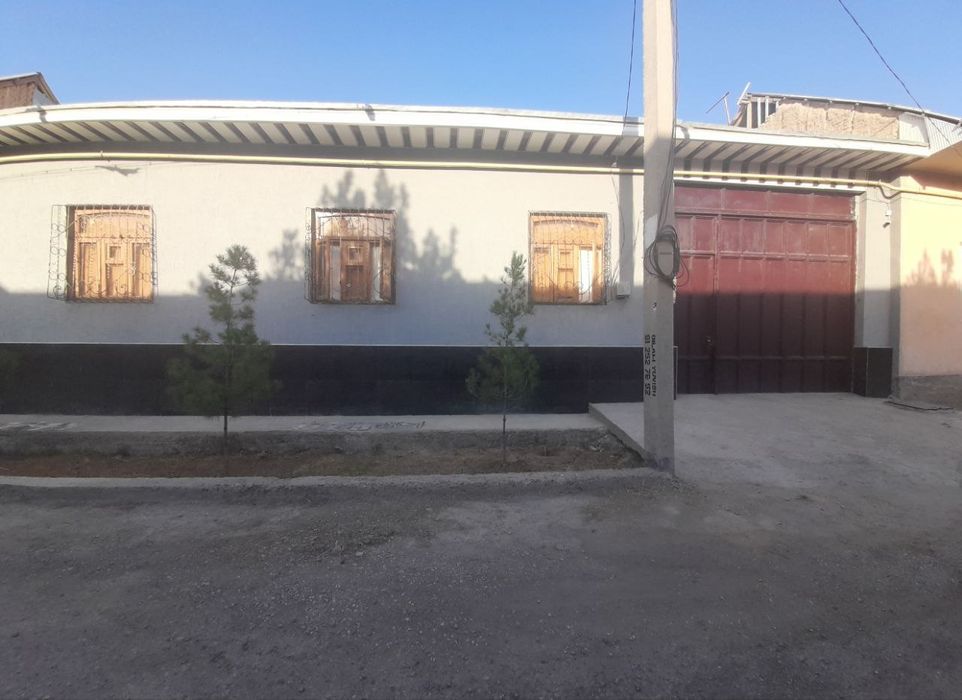 Срочно ховли сотилади