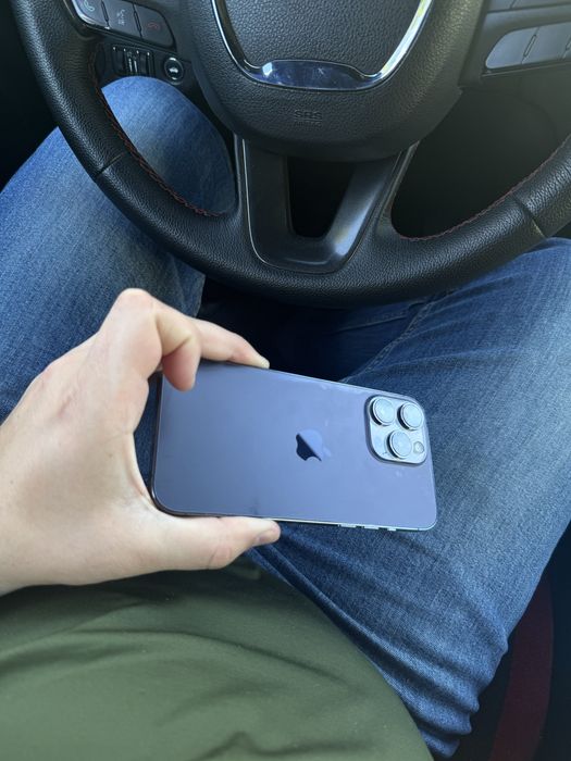 Срочно продам Айфон Iphone 14 pro max