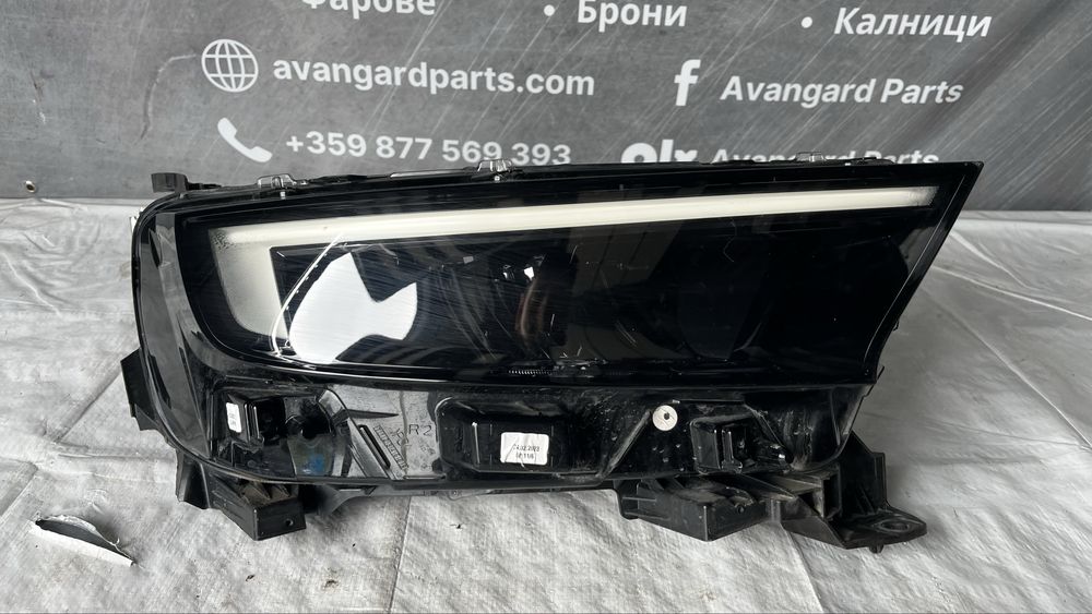 4 броя десен и 2 броя ляв фар Opel Mokka 2021-