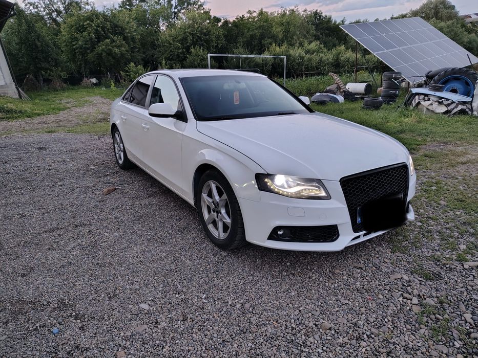 VÂND AUDI A4 B8 – 2011 – 2.0 TDI 136 CP