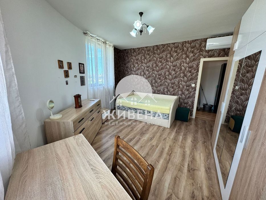 Продава обзаведен 3-стаен апартамент, кв. Трошево, 125 кв.м - снимка 11