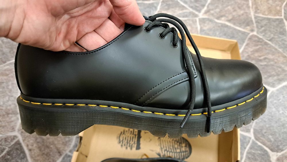 Оригинални обувки dr. Martens 47