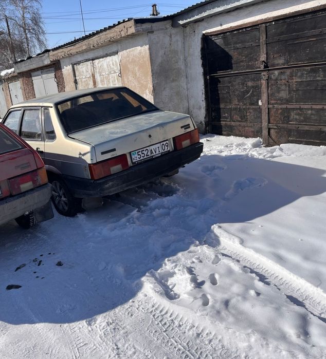 Продаю ваз 21099