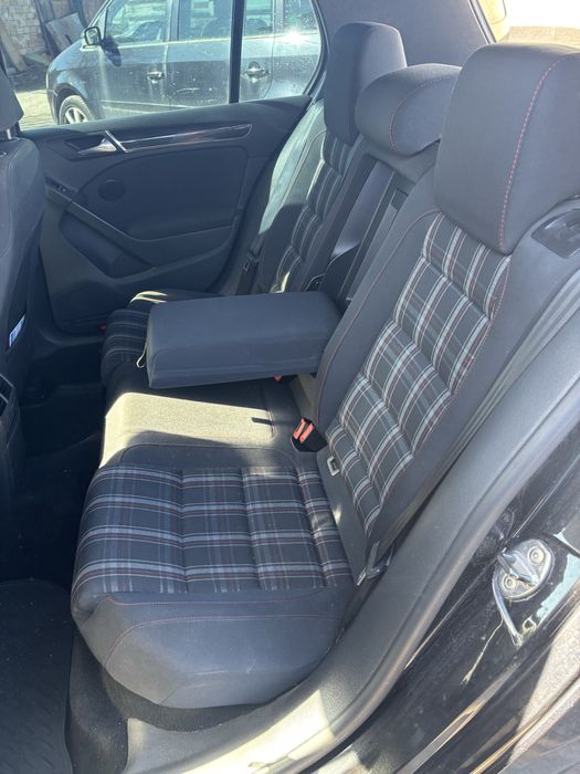седалки и кори за vw golf6 GTI