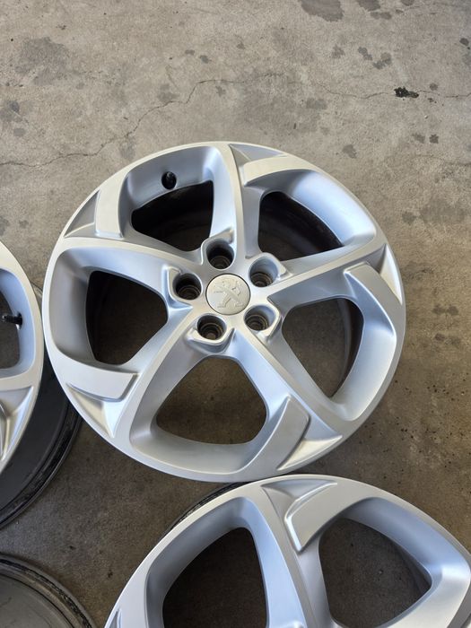 Джанти 17 / 5х108 - Peugeot 508 и др. 5x108