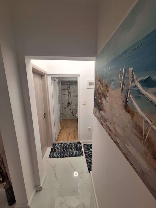 Дава се под наем Тристаен апартамент в София, Зона Б-19 - 90 кв.м за 120 € - Снимка #5