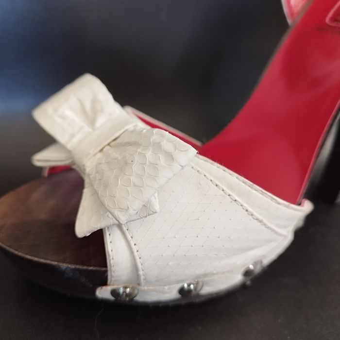 100 ЛВ   Cesare Pacciotti оригинални от естествена кожа питон