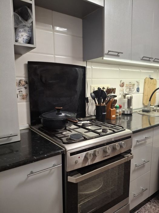 Продаётся 3 комн квартира район Аврора