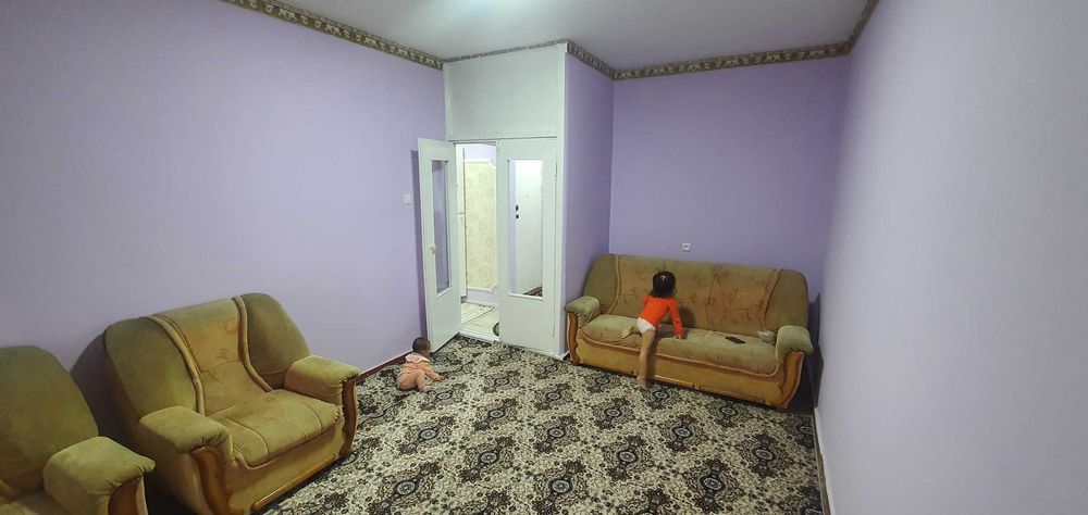 Фарғона ш А.Навоий кўчаси (Каском) 4 этажлик домни 3 этажида жойлашган