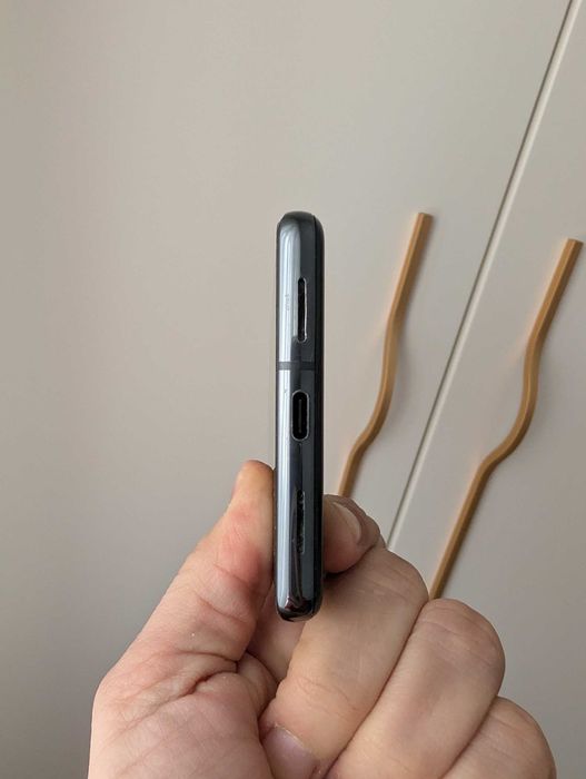 Google Pixel 7 Pro 128 GB – stare foarte bună – folie + husă