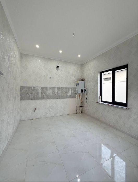 Srochno sergeli xonobod 1.6 sotix 5 xona+padva